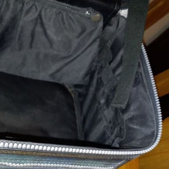 LUGGAGE MAKE-UP BAG - Picture 3 of 4